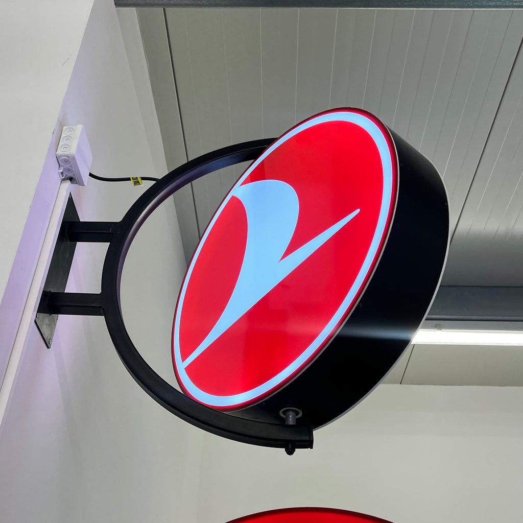 Nasenschild 60x60 cm leuchtkasten drehend 360 grad